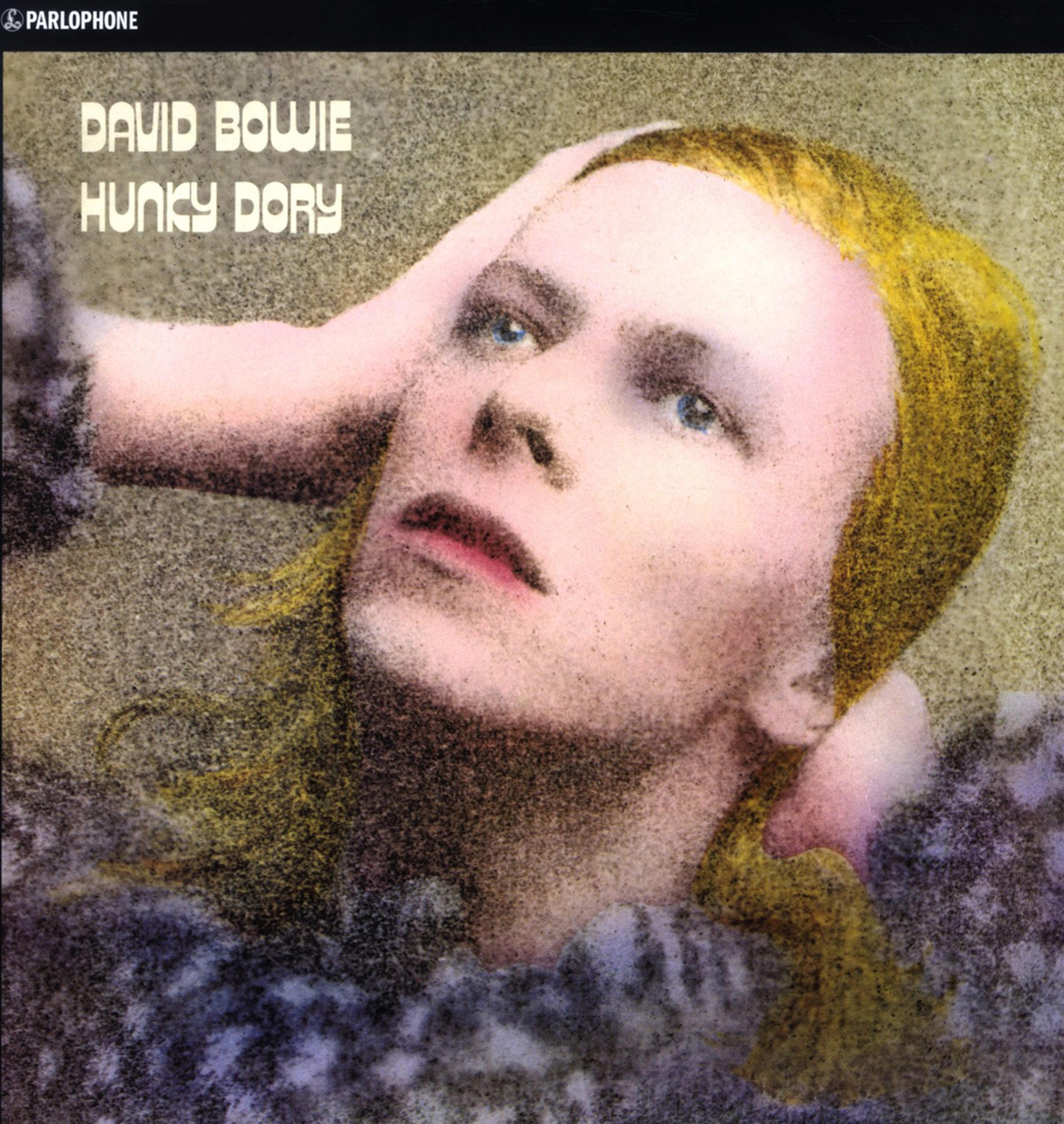 Albumcover. David Bowie mit Händen am Kopf, nach oben schauend. Farbbild. Text: David Bowie, Hunky Dory.