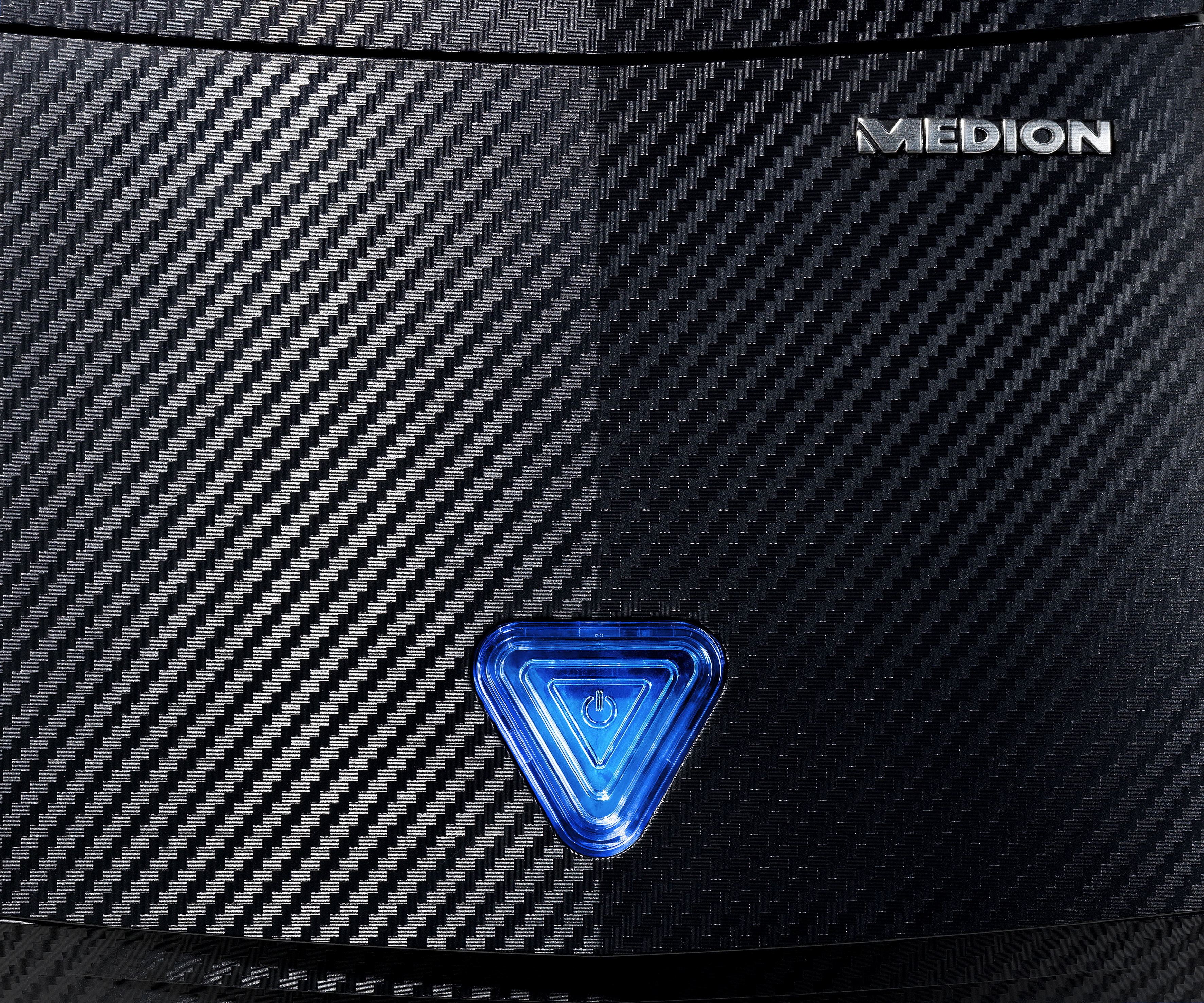 MEDION ERAZER® P5356 I - Intel® Core™ i7 i7-6700 - 8 GB - 128 GB - NVIDIA GeForce® GTX 1070 - Windows 10 Home (64 Bit)