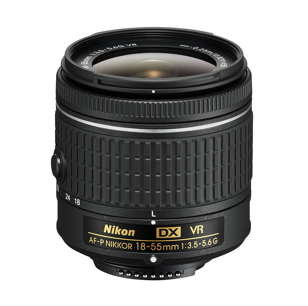 NIKON D3300 inkl. Objektiv AF-P VR DX 18-55mm + 2. Akku + Nikon Tasche + Speicherkarte