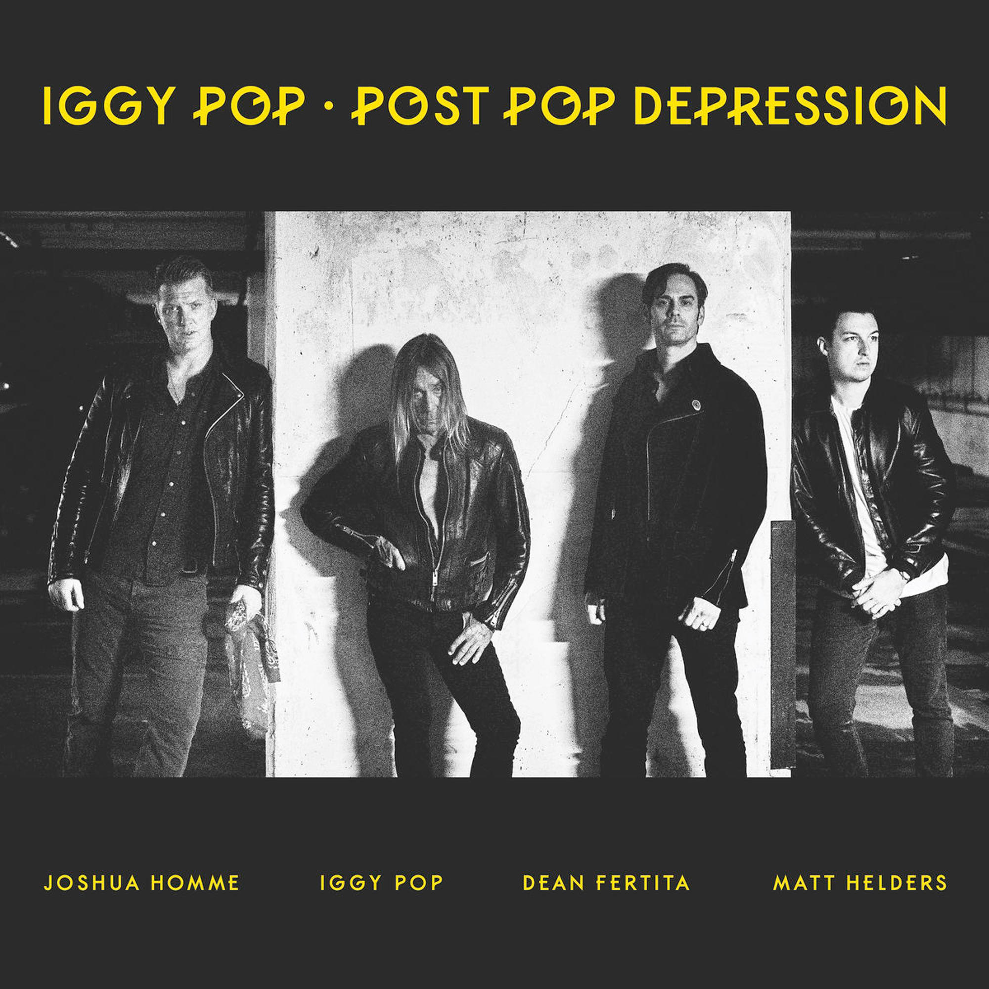 Iggy Pop mit drei anderen Männern auf einem Schwarz-Weiß-Albumcover.