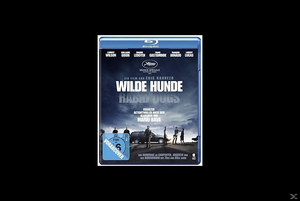 Blu-ray-Filmhülle mit einem Filmplakat. Es zeigt ein Auto mit Personen in dunkler Umgebung.