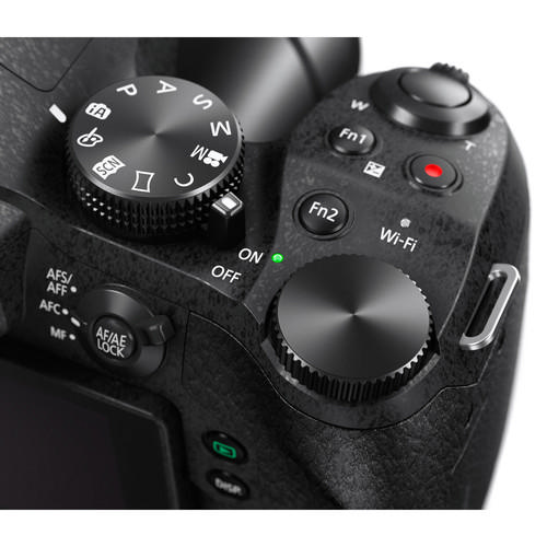 PANASONIC LUMIX DMC FZ300 12.1 MP 24x Optik Zoom  Dijital Fotoğraf Makinesi Siyah
