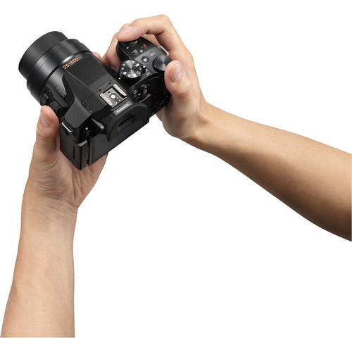 PANASONIC LUMIX DMC FZ300 12.1 MP 24x Optik Zoom  Dijital Fotoğraf Makinesi Siyah