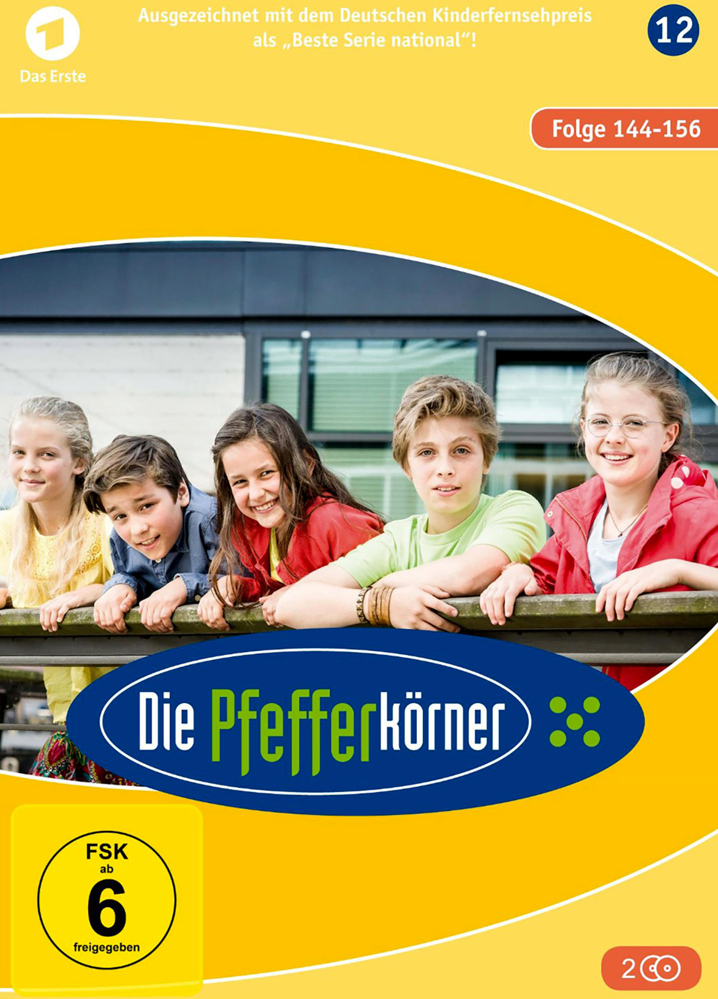 DVD-Cover. Kinder stehen in der Nähe eines Gebäudes. Der Titel "Die Pfefferkörner" steht unten. Gelber Hintergrund.