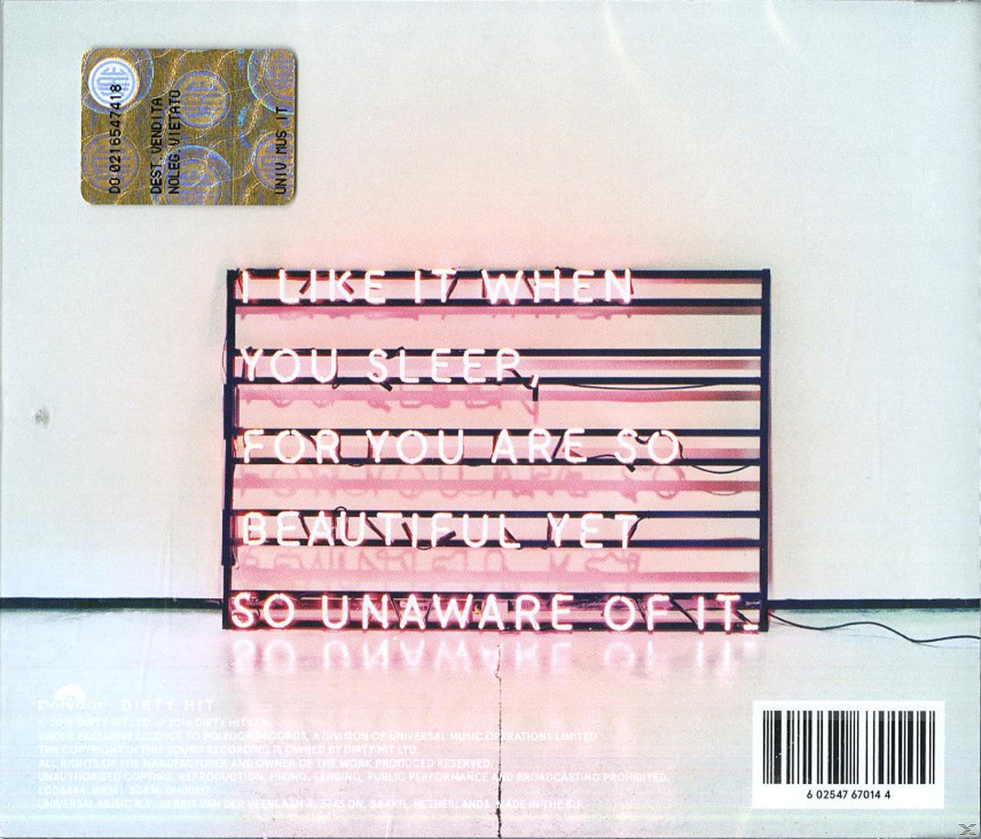 Album borító neon felirattal fekete háttéren. A szöveg rózsaszín.