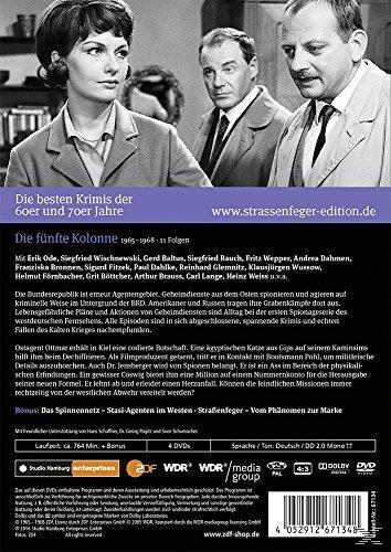DVD-Cover: Drei Personen in Anzügen. Text: "Die besten Krimis der 60er und 70er Jahre." Hintergrundtext.