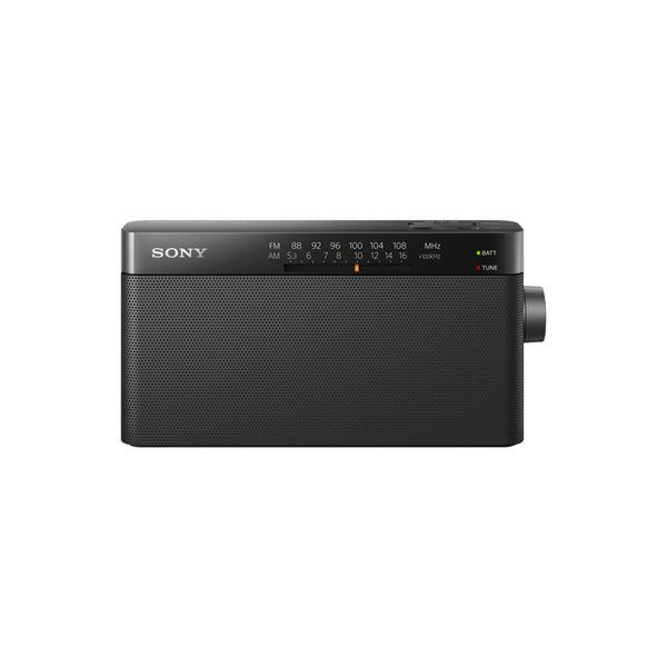 Düğmeleri ve kadranı olan siyah radyo. Marka adı Sony.