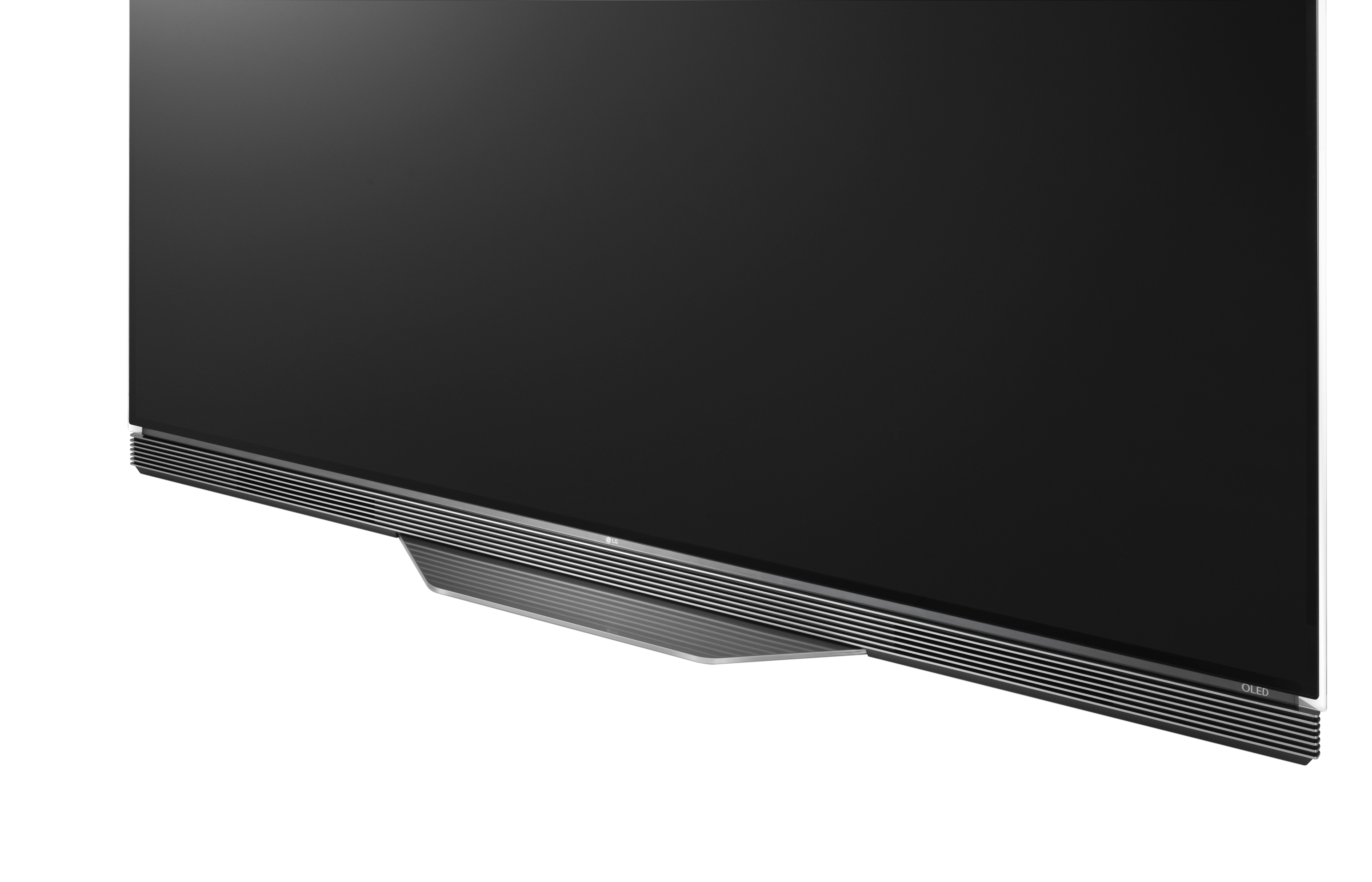 Fernseher mit dünnem schwarzen Rahmen, silbernem Ständer und OLED-Label.