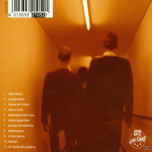 Album-Rückseite, zwei Männer gehen einen Flur entlang, Titelliste sichtbar.
