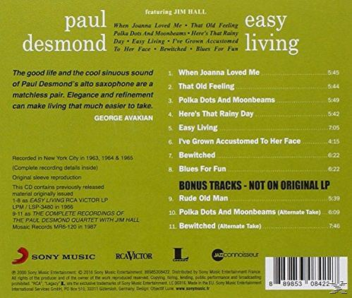 CD-Cover für Paul Desmonds 'Easy Living'. Enthält Titelliste, Künstlernamen und Sony Music-Logo auf grünem Hintergrund.