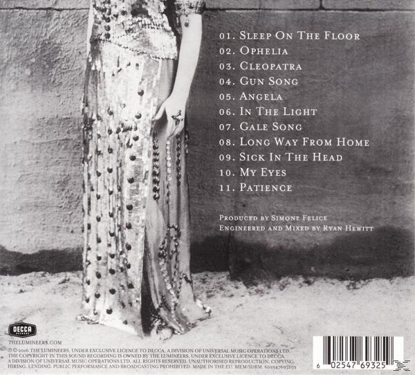 Rückseite einer CD mit einer Frau in einem Kleid. Listet 11 Songtitel und Credits auf.