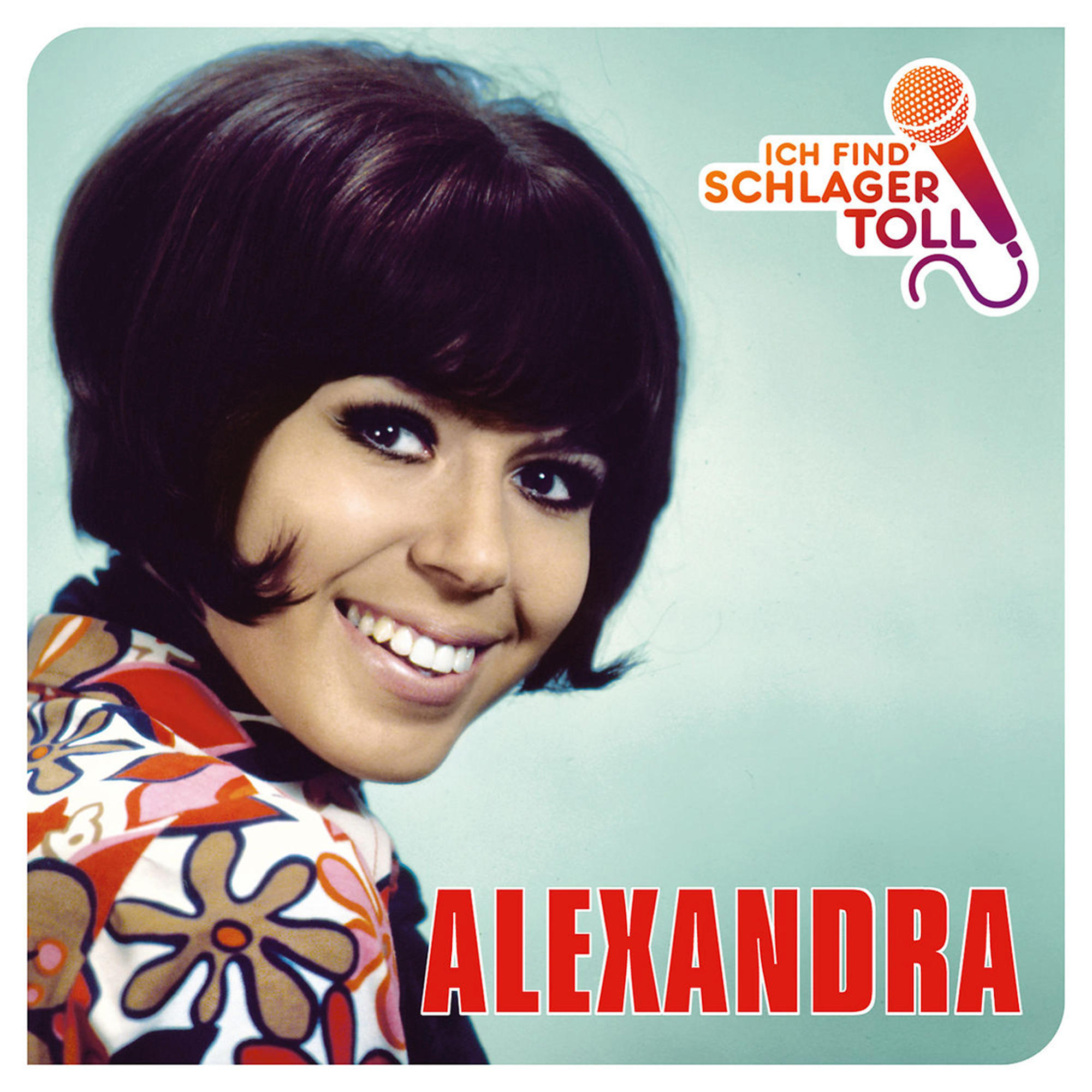 Frau mit Bob-Schnitt lächelt, Albumcover 'Alexandra'. Roter Text, Mikrofon-Symbol, hellblauer Hintergrund.