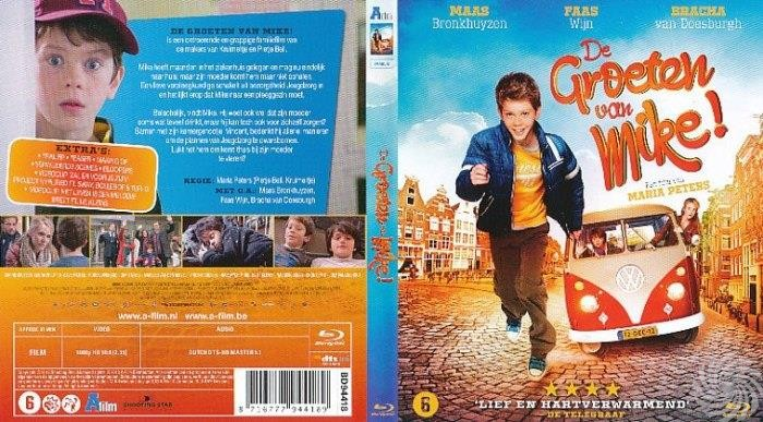 DVD-hoes. Jonge jongen aan de voorkant, rennend. De achtergrond heeft huizen en een VW-busje.