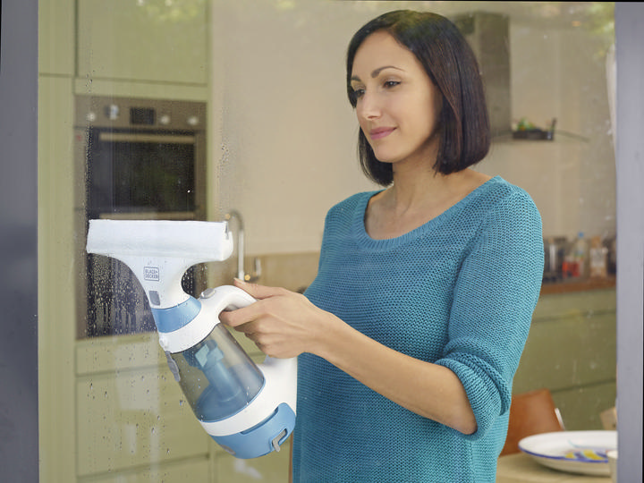 BLACK & DECKER WW100 3.6V / 2.5 W Vakumlu Pencere ve Cam Temizleyici