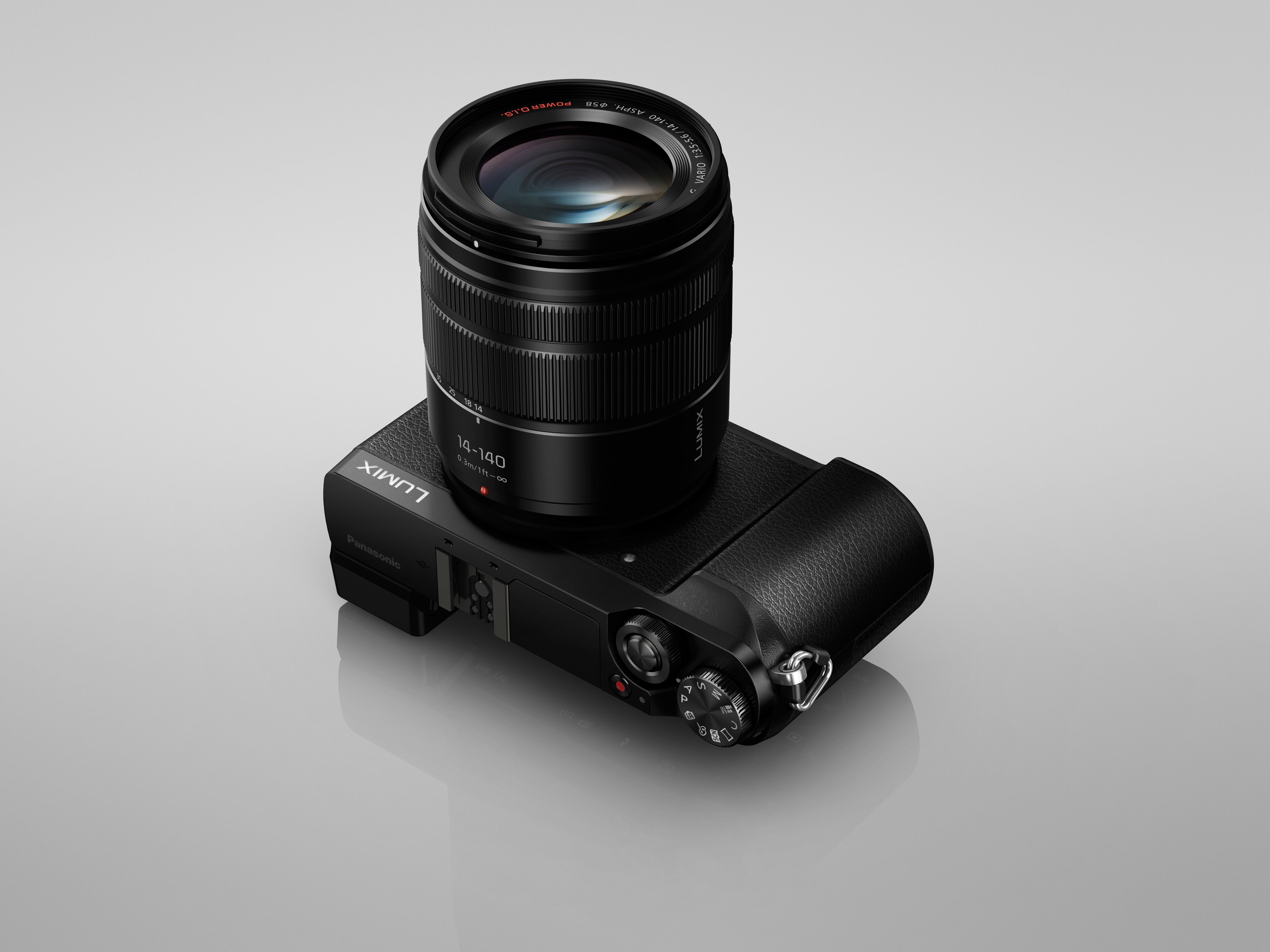 PANASONIC Lumix DMC-GX80H Systemkamera mit Objektiv 14-140 mm, 7,5 cm Display Touchscreen, WLAN