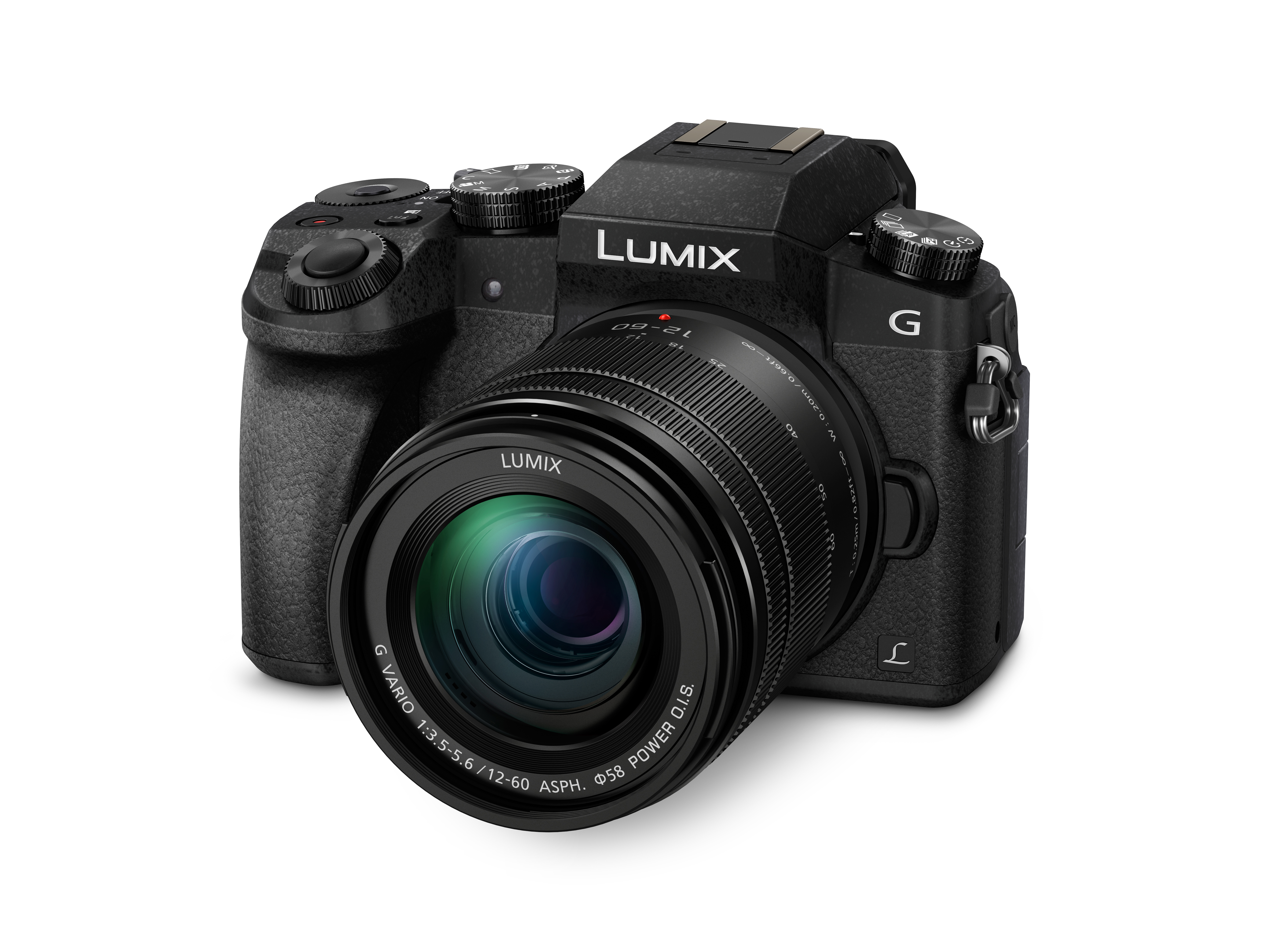 Schwarze Lumix-Kamera mit Objektiv, nach rechts geneigt. Das Objektiv hat einen grünen Filter. "Lumix" steht auf dem Kameragehäuse.