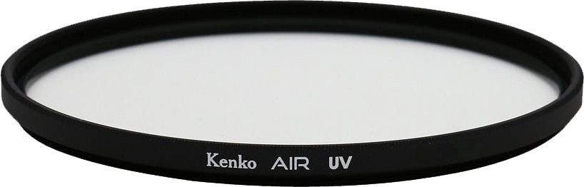 Cirkelvormig lensfilter met een zwarte rand, de tekst 'Kenko AIR UV' staat op het filter gedrukt.