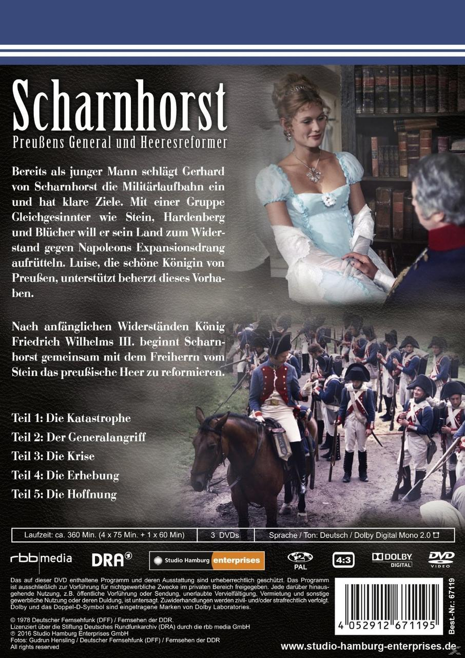 DVD-Cover des Films 'Scharnhorst', mit einer Frau in einem blauen Kleid, Soldaten und Pferden im Hintergrund.
