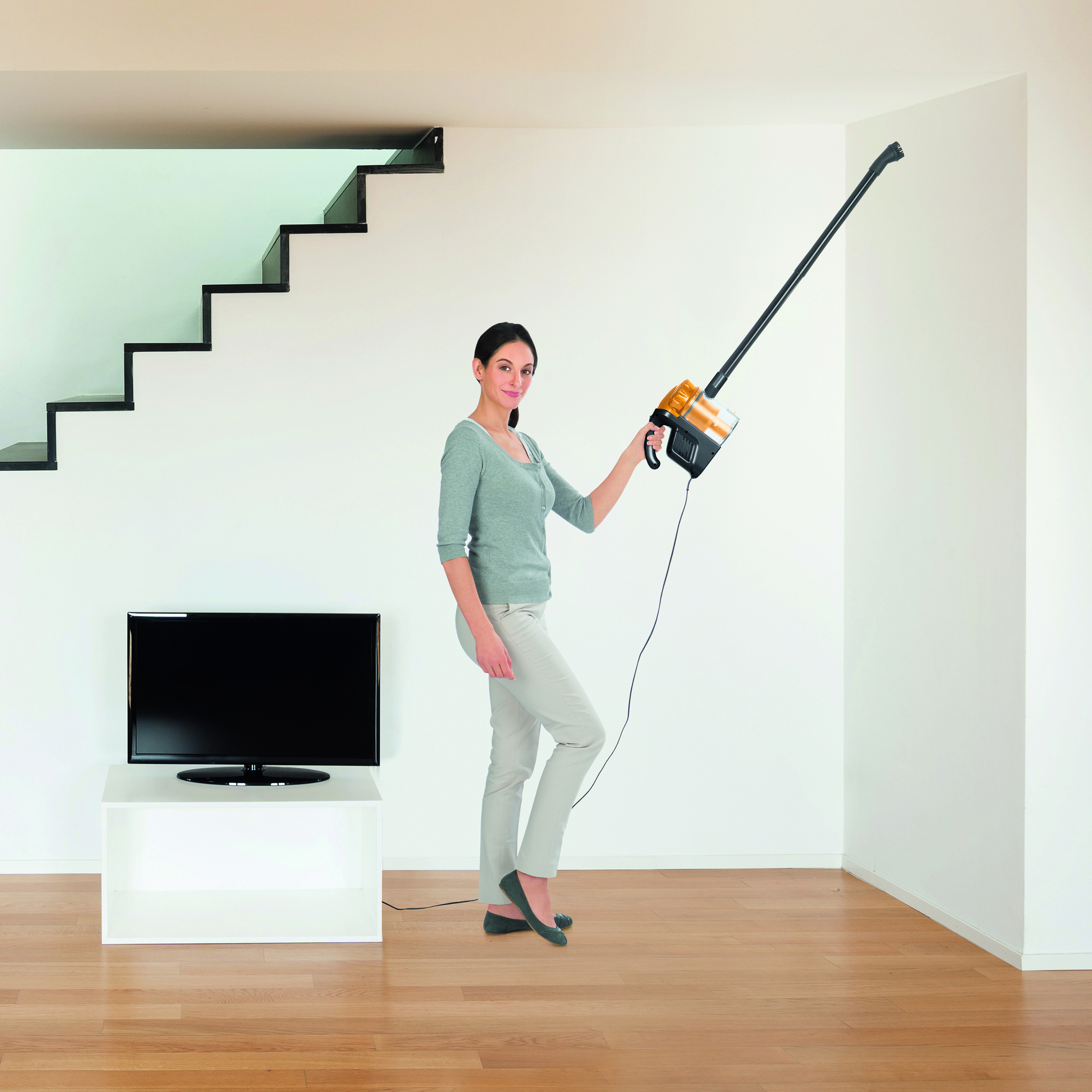 CLEANMAXX 6439 Zyklon Multi-Sensation GW906-S60 Akkusauger ohne Stiel Handstaubsauger, maximale Leistung: 600 Watt