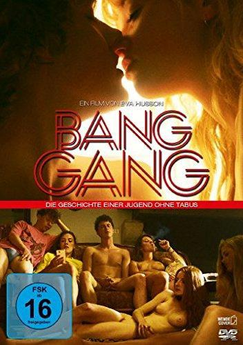 Filmplakat: Küssendes Paar, Titel 'BANG GANG'. Darunter eine Gruppe junger Leute. Freigegeben ab 16 Jahren.