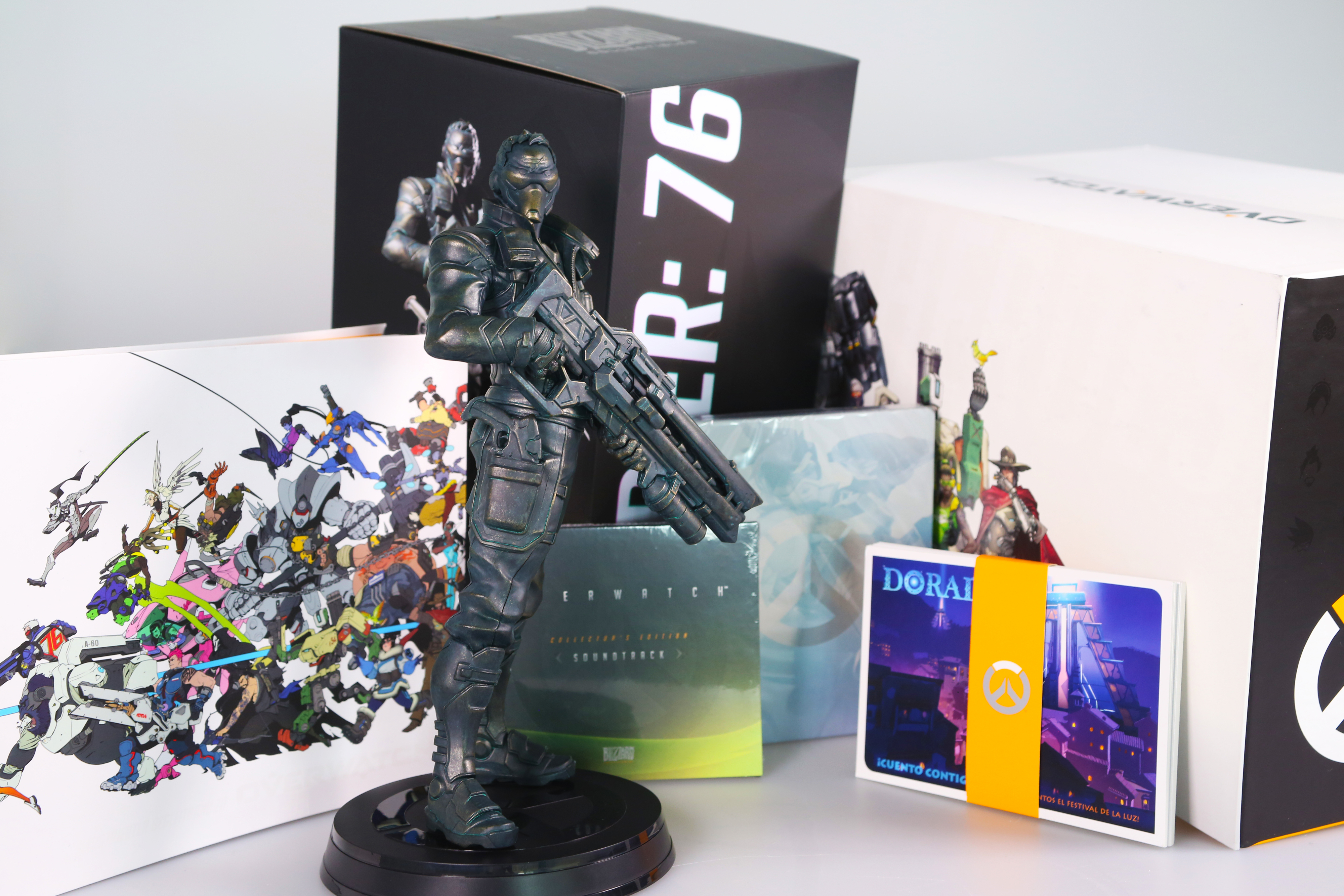 Overwatch (Collector's Edition) - [PlayStation 4]