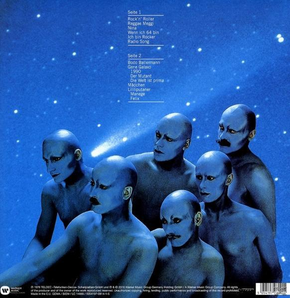 Albumrückseite mit blauhäutigen Figuren und Titelliste. Text enthält Band- und Songtitel.