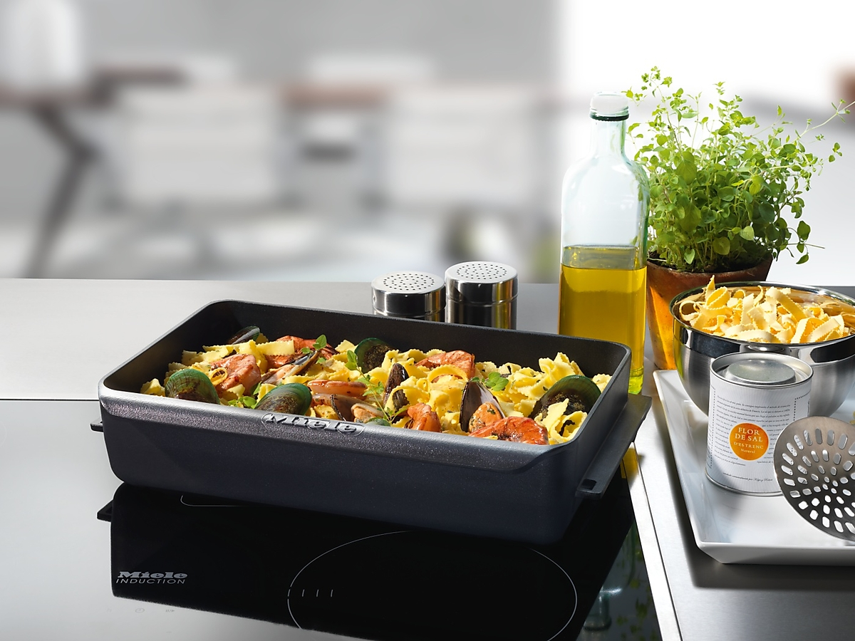 MIELE HUB 62-22 GOURMETBRÄTER FÜR INDUKTION Bräter