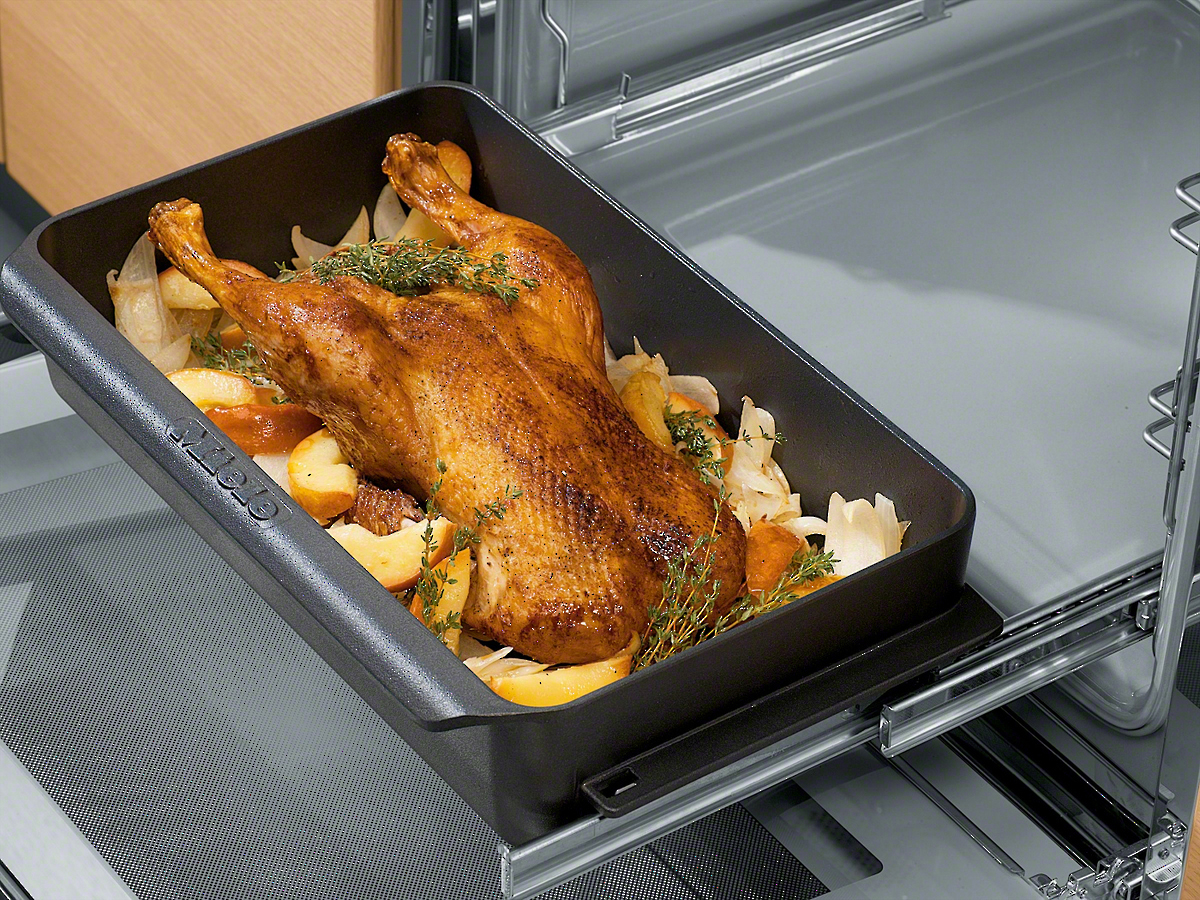 MIELE HUB 62-22 GOURMETBRÄTER FÜR INDUKTION Bräter