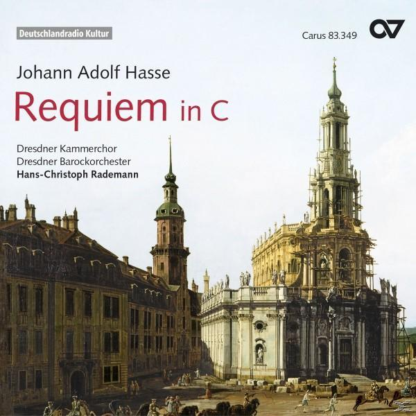 CD-Cover von Johann Adolf Hasses Requiem in C, mit einer Stadtszene mit Kirche.