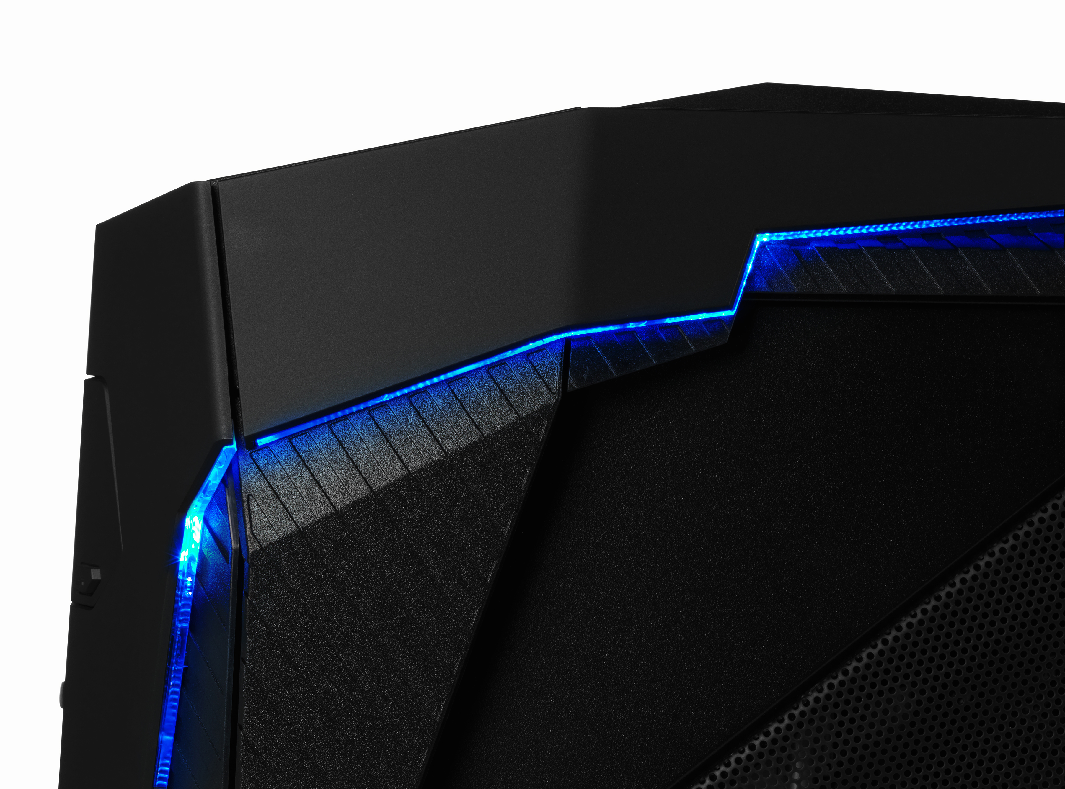 MEDION ERAZER i72000_512 (C182) - Intel® Core™ i7 i7-6700K - 32 GB - 512 GB - NVIDIA GeForce® GTX 980 Ti - Windows 10 Home (64 Bit)