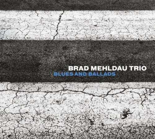 Brad Mehldau Trio Blues and Ballads album borító repedt utcán