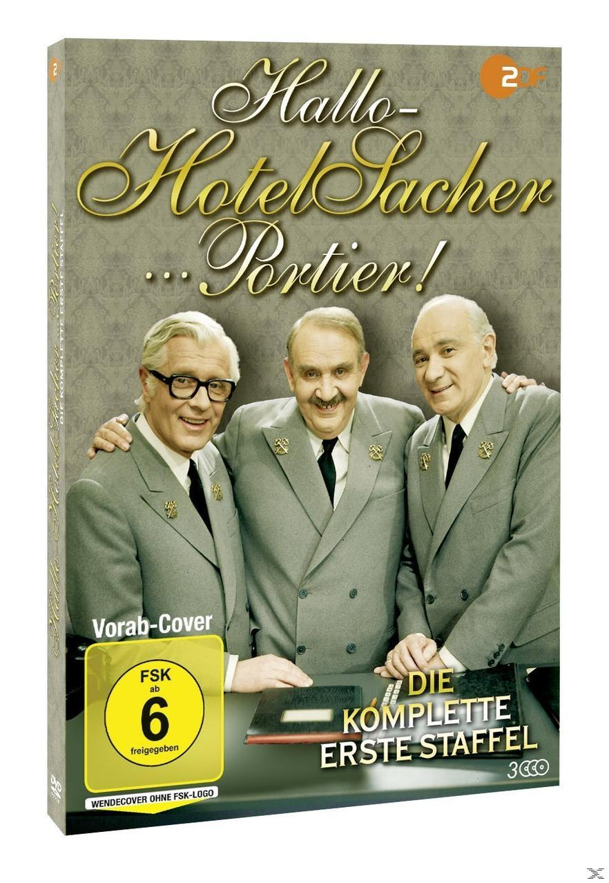 DVD-Cover mit drei Männern in grauen Anzügen, Text: 'Hallo-Hotel Sacher... Portier!'