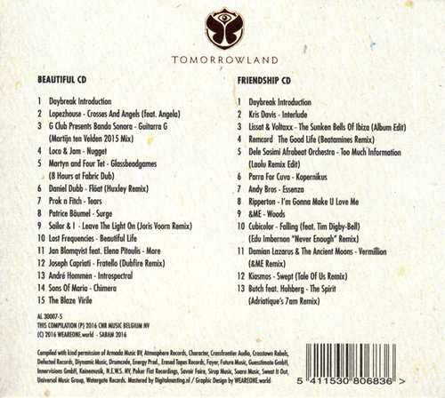 Achterkant van een cd-hoesje met tracklists voor 'Tomorrowland' met twee cd's.