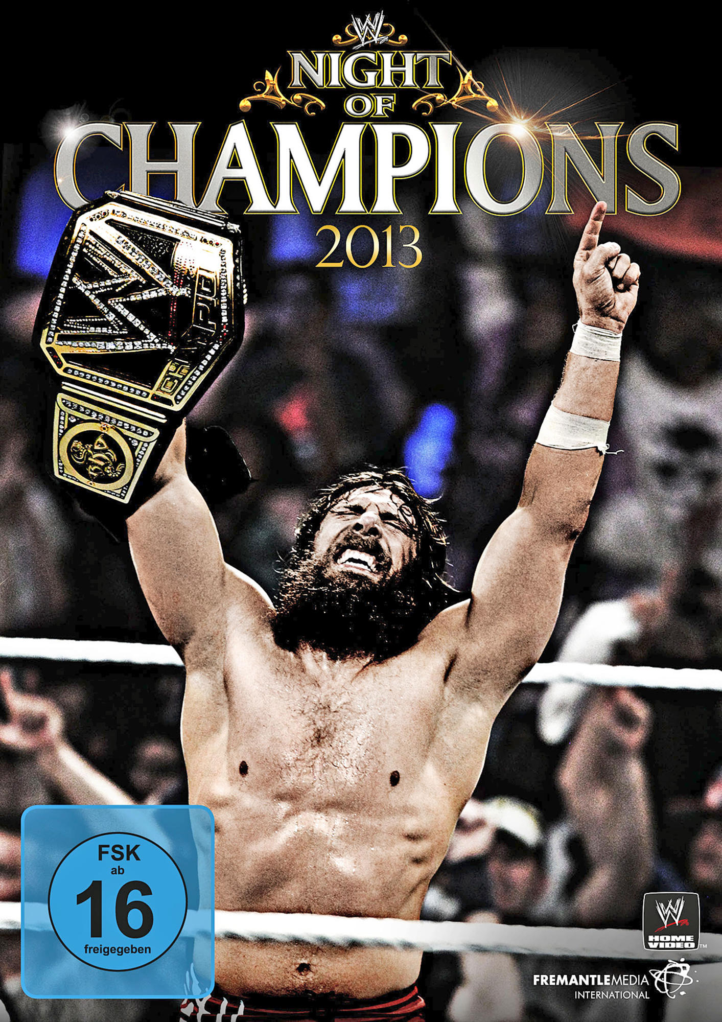 DVD-Cover mit einem Wrestler, der einen Gürtel über seinem Kopf hält, mit dem Text 'NIGHT OF CHAMPIONS'.