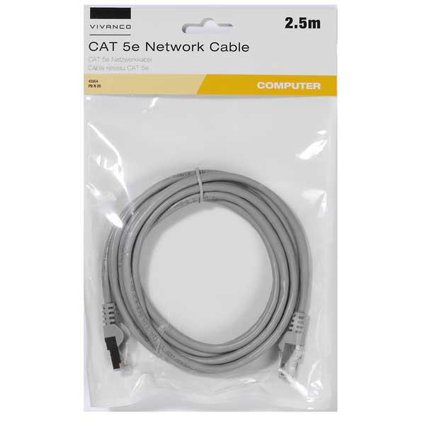 Şeffaf plastik ambalajda gri bir CAT 5e ağ kablosu. Metin: 'CAT 5e Network Cable'.