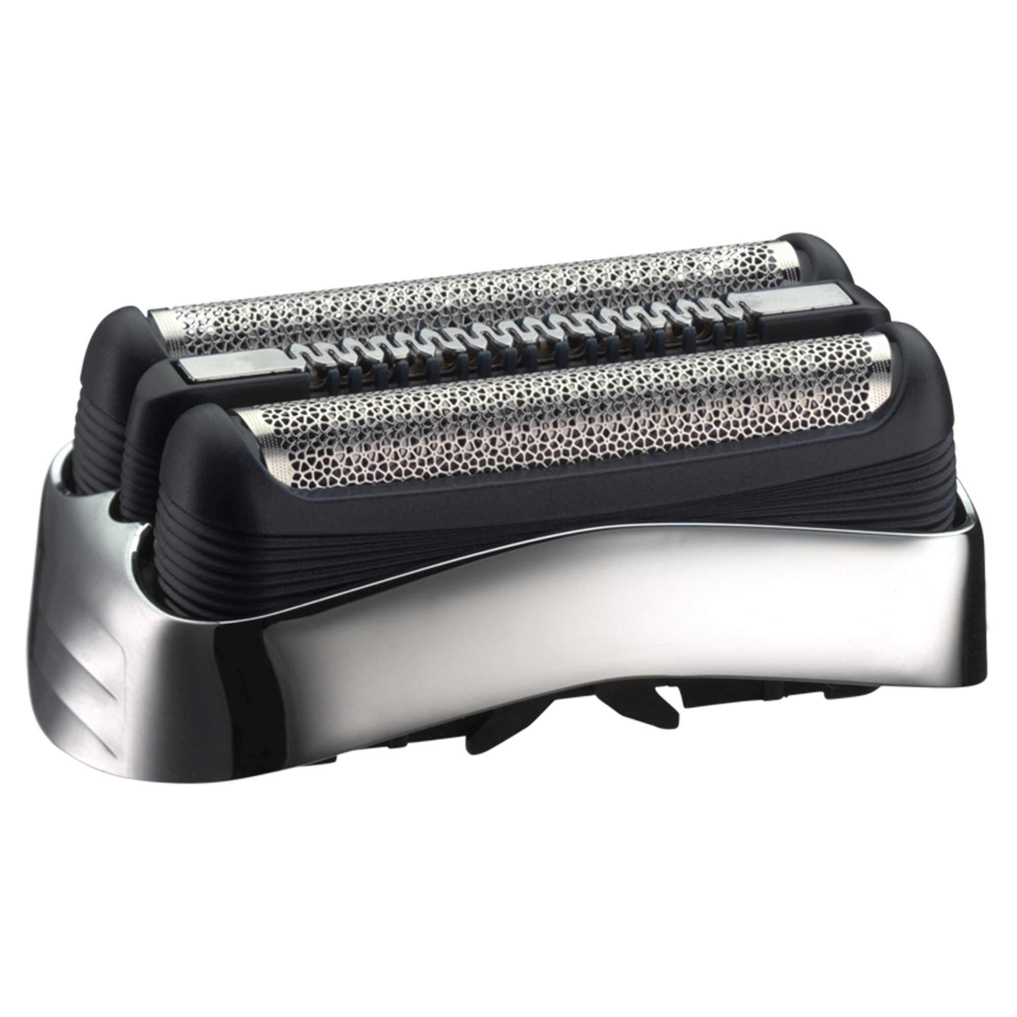 Primo piano di testina di rasoio elettrico argento e nero con tre lame.