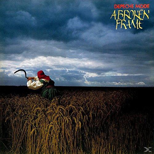 Albumcover für Depeche Modes A Broken Frame. Eine Person mit Sichel in einem Weizenfeld.