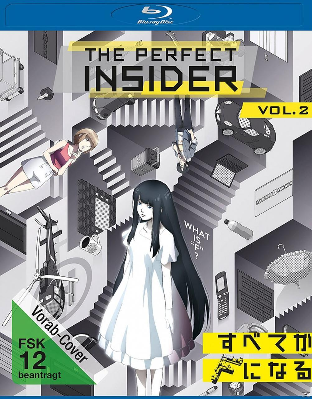 Anime-DVD-Cover mit einer Frau in einem weißen Kleid und verschiedenen Objekten.