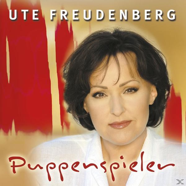 CD-Cover von Ute Freudenberg mit dem Titel 'Puppenspieler' und rotem Hintergrund.