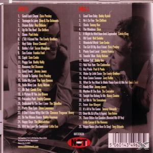 CD-Cover, Schwarz-Weiß-Foto von zwei Männern, Titellisten auf der linken und rechten Seite, roter Text unten.