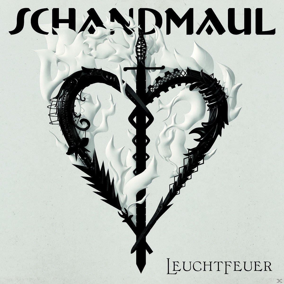 Albumcover mit herzförmigem Design mit einem Schwert.