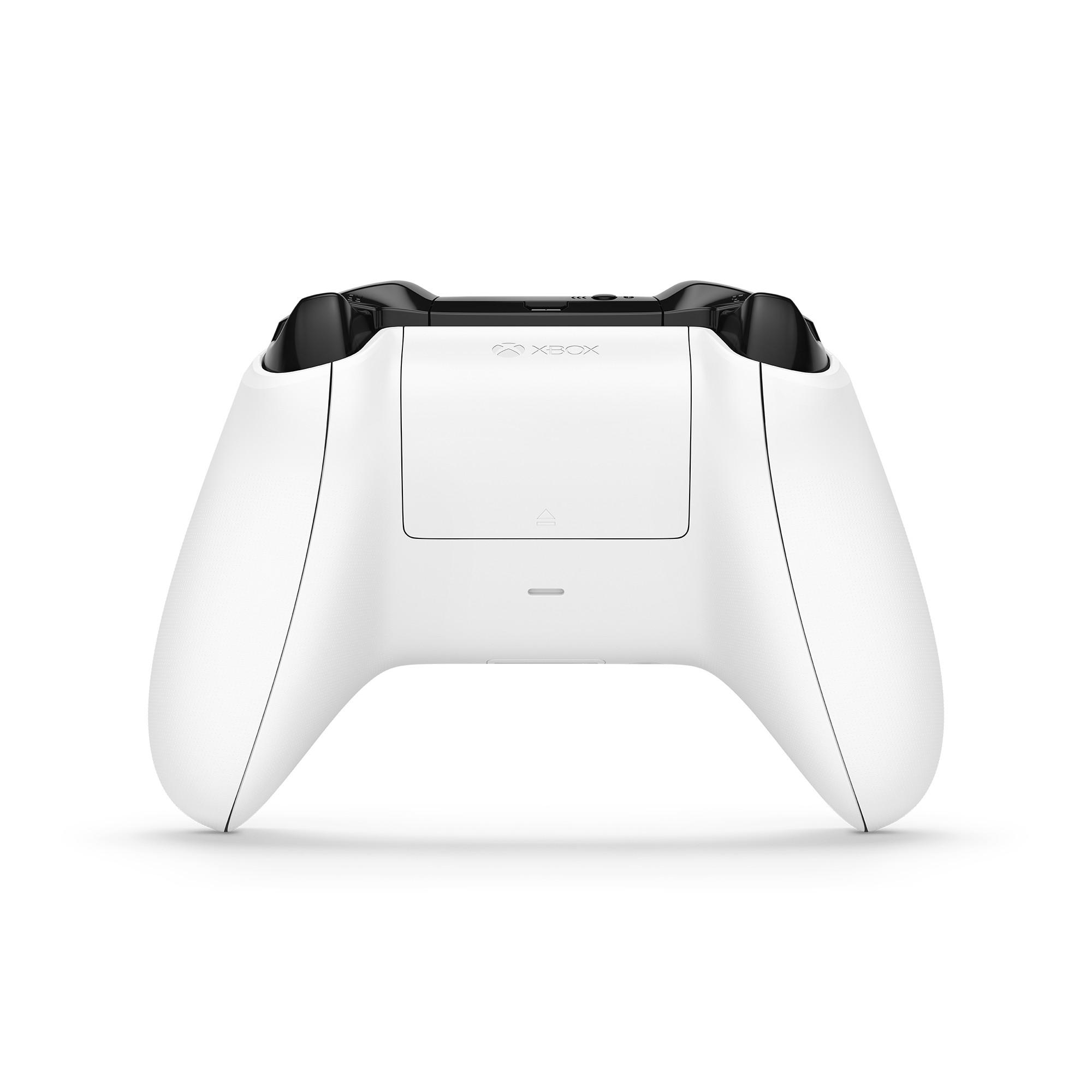Bir Xbox denetleyicisinin arkası. Siyah tutacaklı beyaz renk. Üst ortada Xbox logosu.