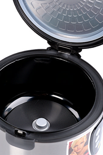 REDMOND RMC-M4515 700 W 6 Otomatik Programlı Multicooker Çok Amaçlı Pişirici Metalik Siyah