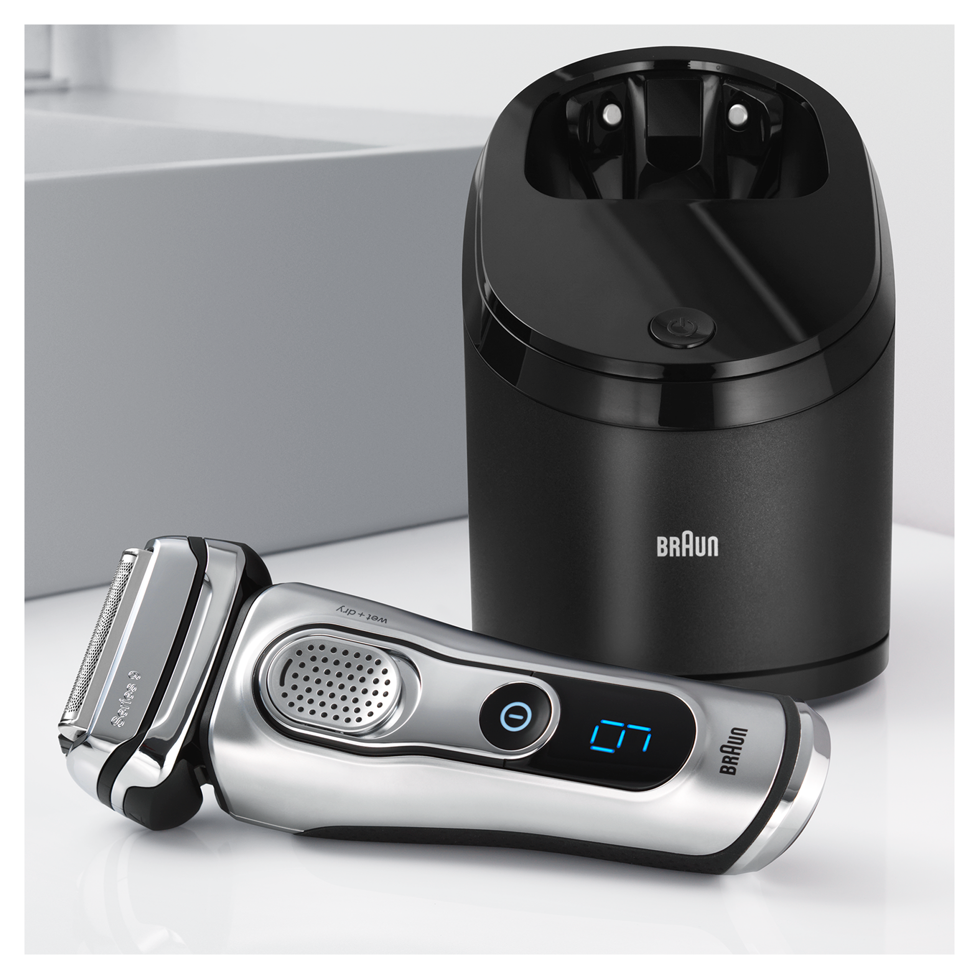 BRAUN 9-9290CC WD férfi borotva