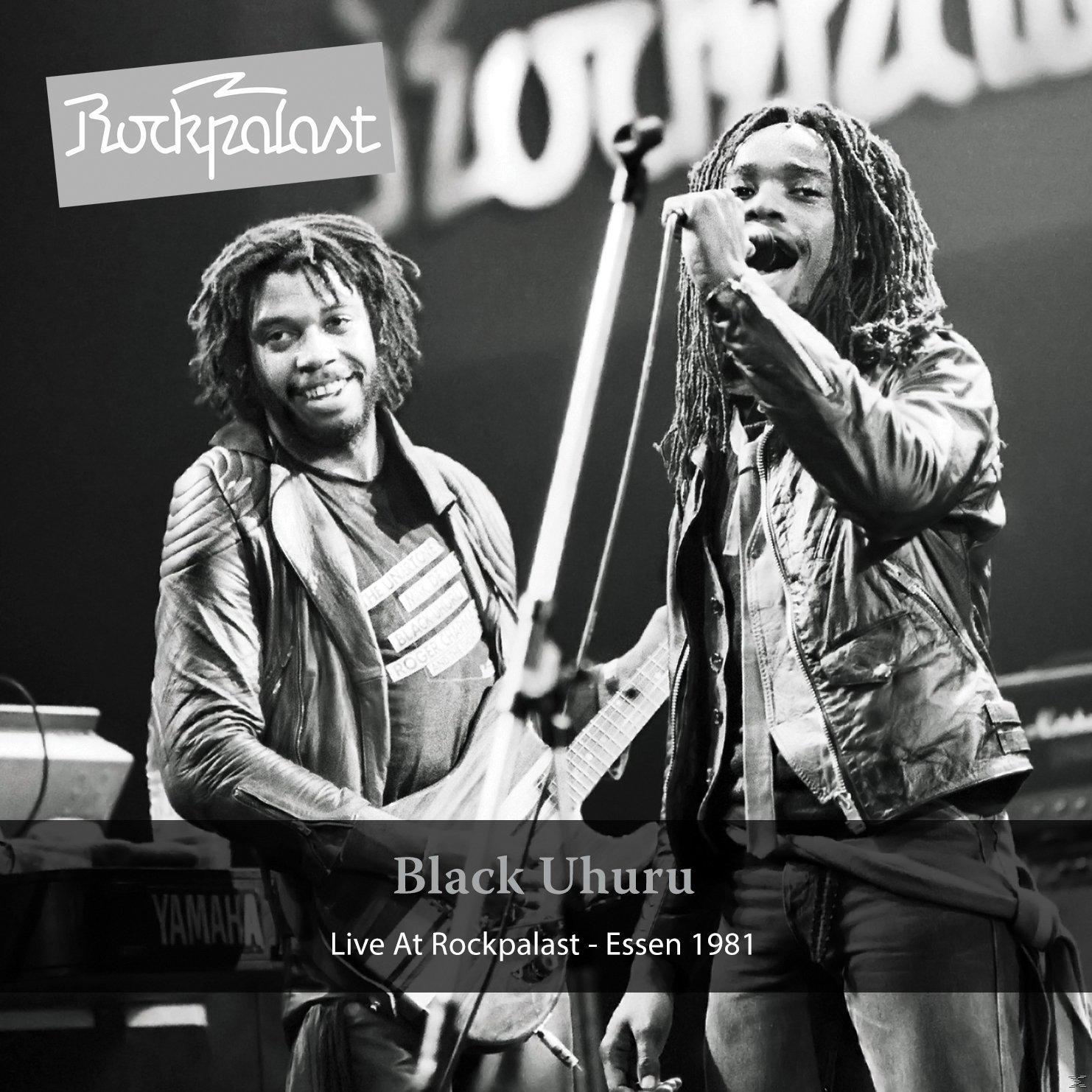 Schwarz-Weiß-Foto, Black Uhuru live mit Mikros und Instrumenten, 'Rockpalast'-Logo.