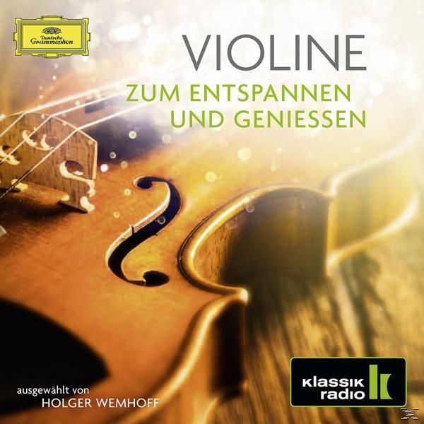 Albumcover mit einer Geige. Nahaufnahme der Geige mit Text oben. Gelb- und Brauntöne.