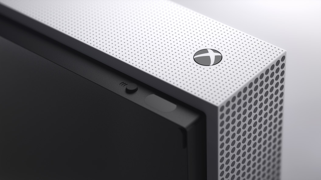 MICROSOFT Xbox One S 1 TB + Halo Wars 2 (234-00136)