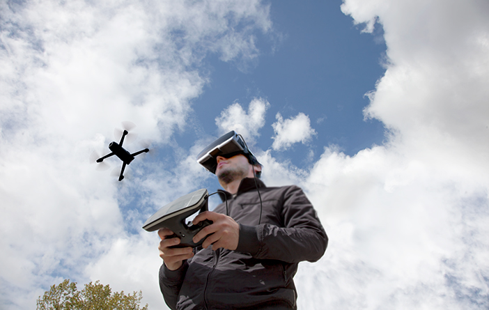 PARROT BEBOP 2 FPV Drohne mit Parrot Skycontroller 2 und Parrot Cockpitglasses  - Ausstellungsstück
