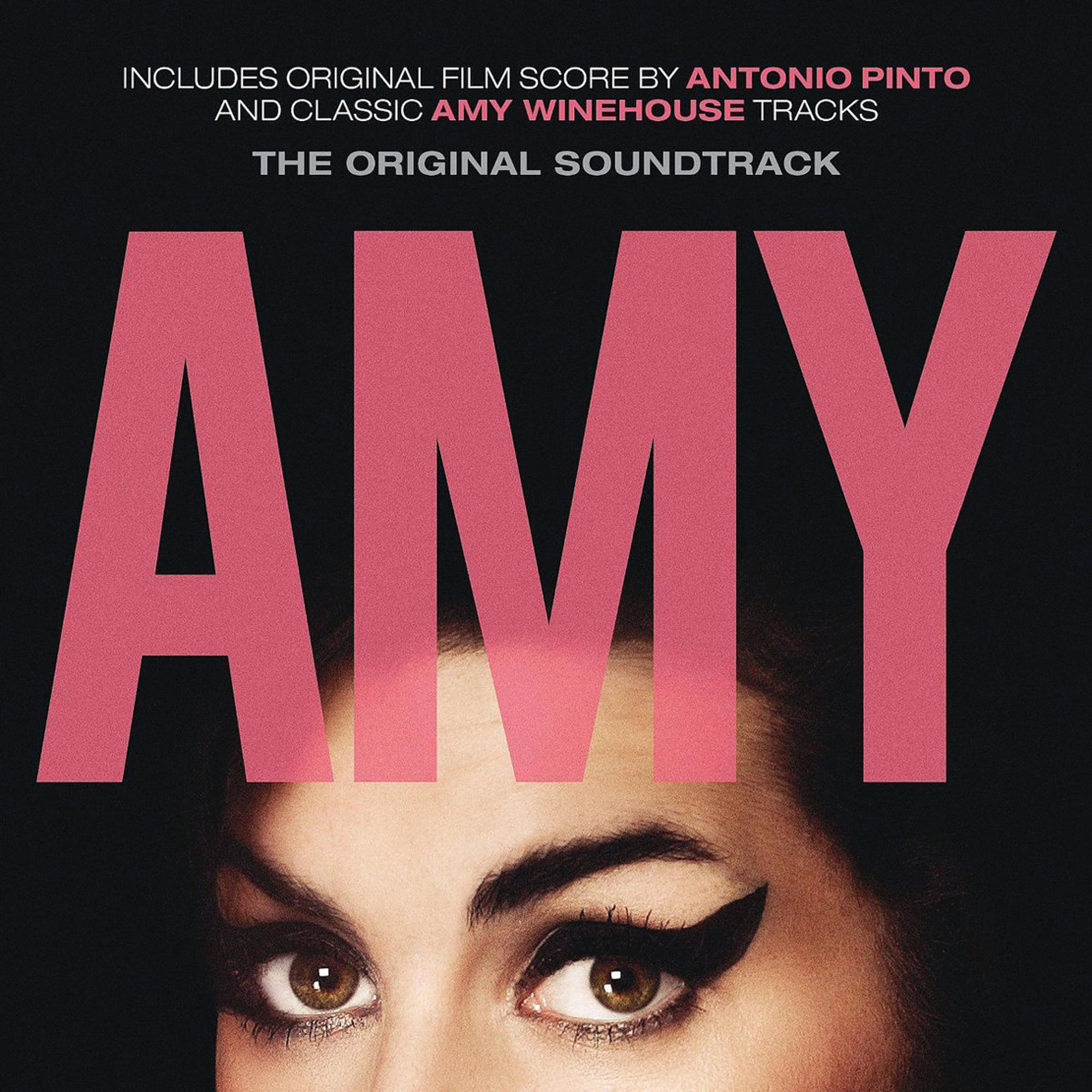 Amy Winehouse Albumcover. Augen starren von unten auf große, pinkfarbene Buchstaben, die AMY buchstabieren. Schwarzer Hintergrund.
