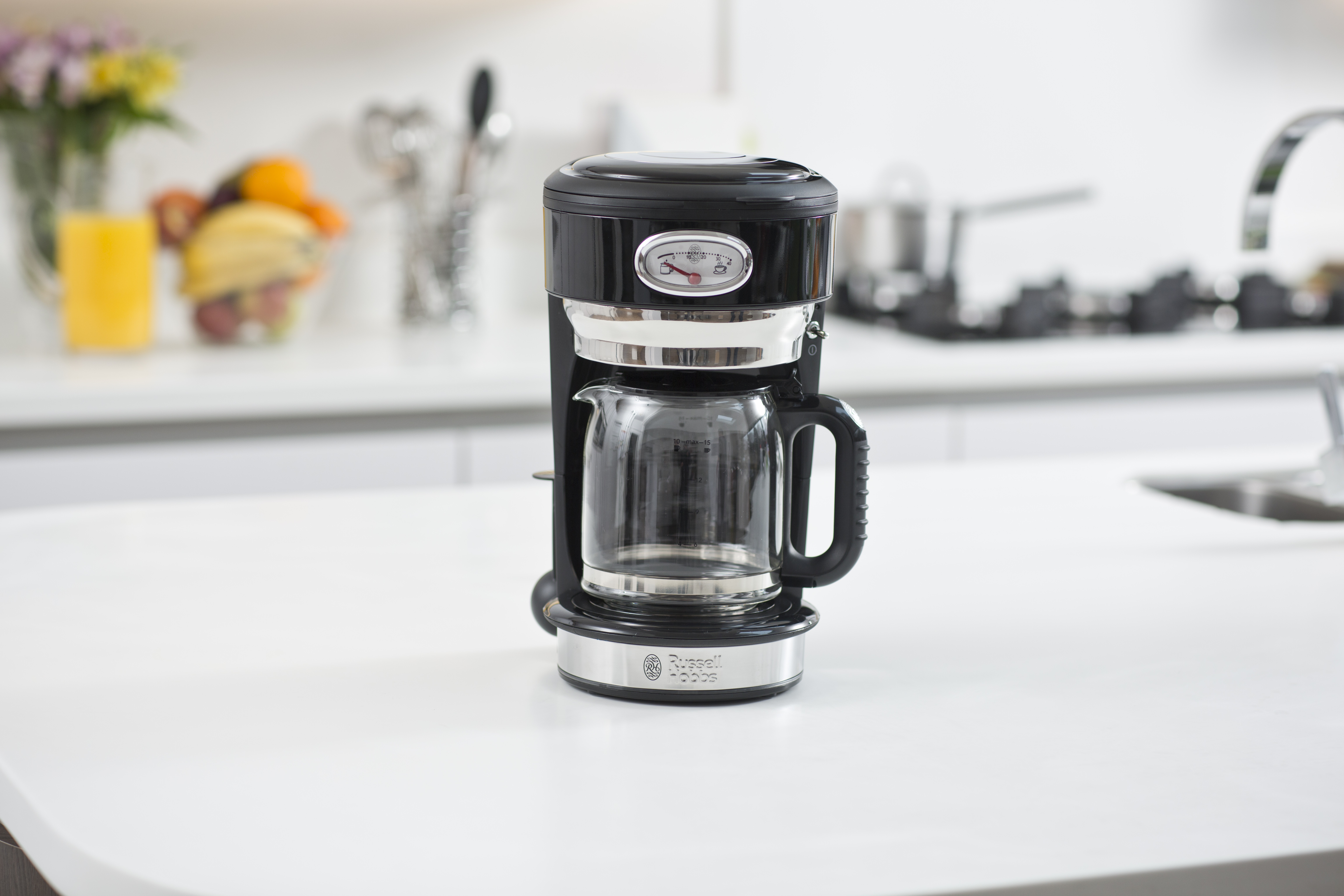 RUSSELL HOBBS 21701-56 Retro Classic Noir Kaffeemaschine Schwarz/Edelstahl